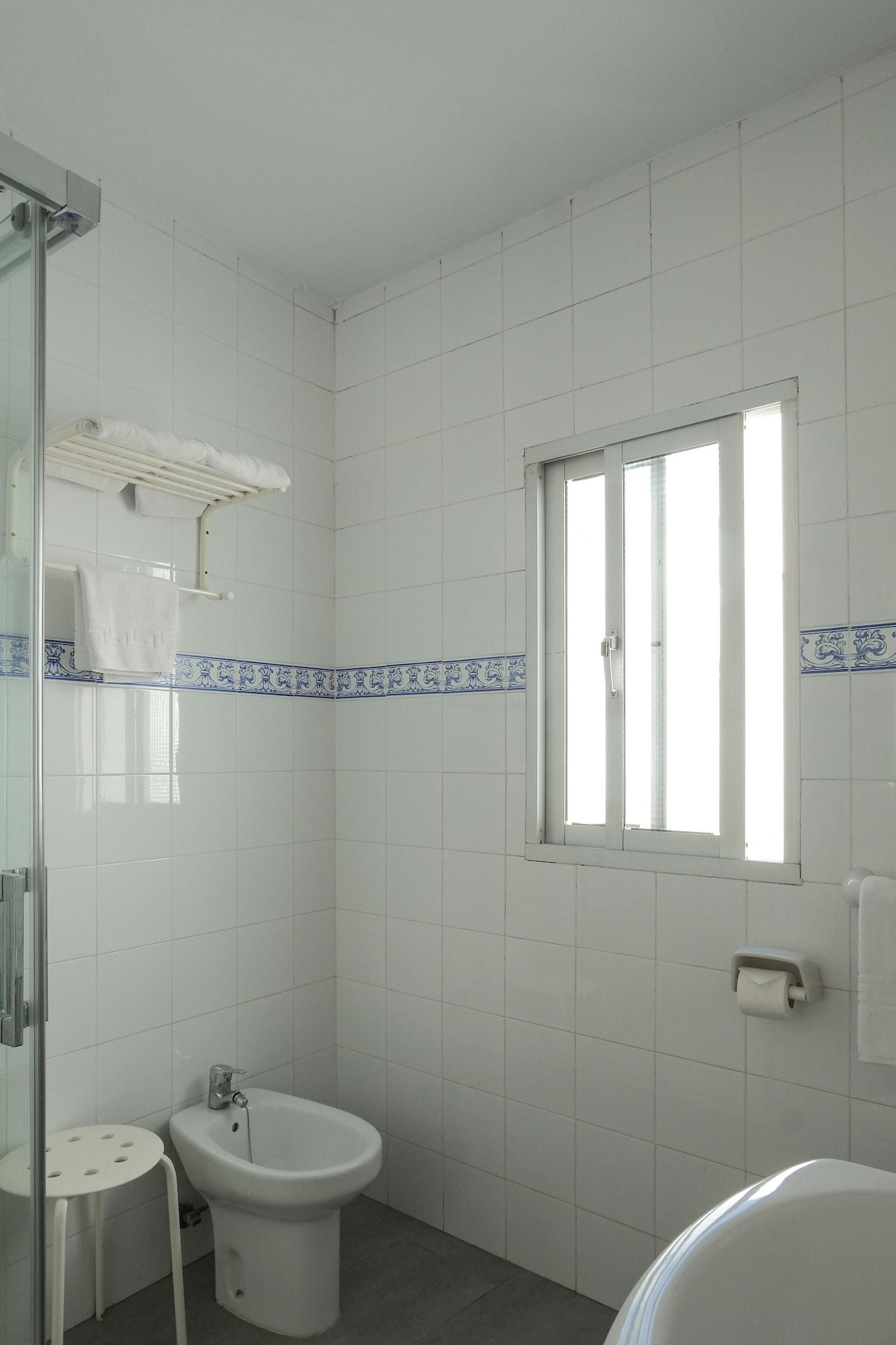 Hotel Londres Seville Luaran gambar