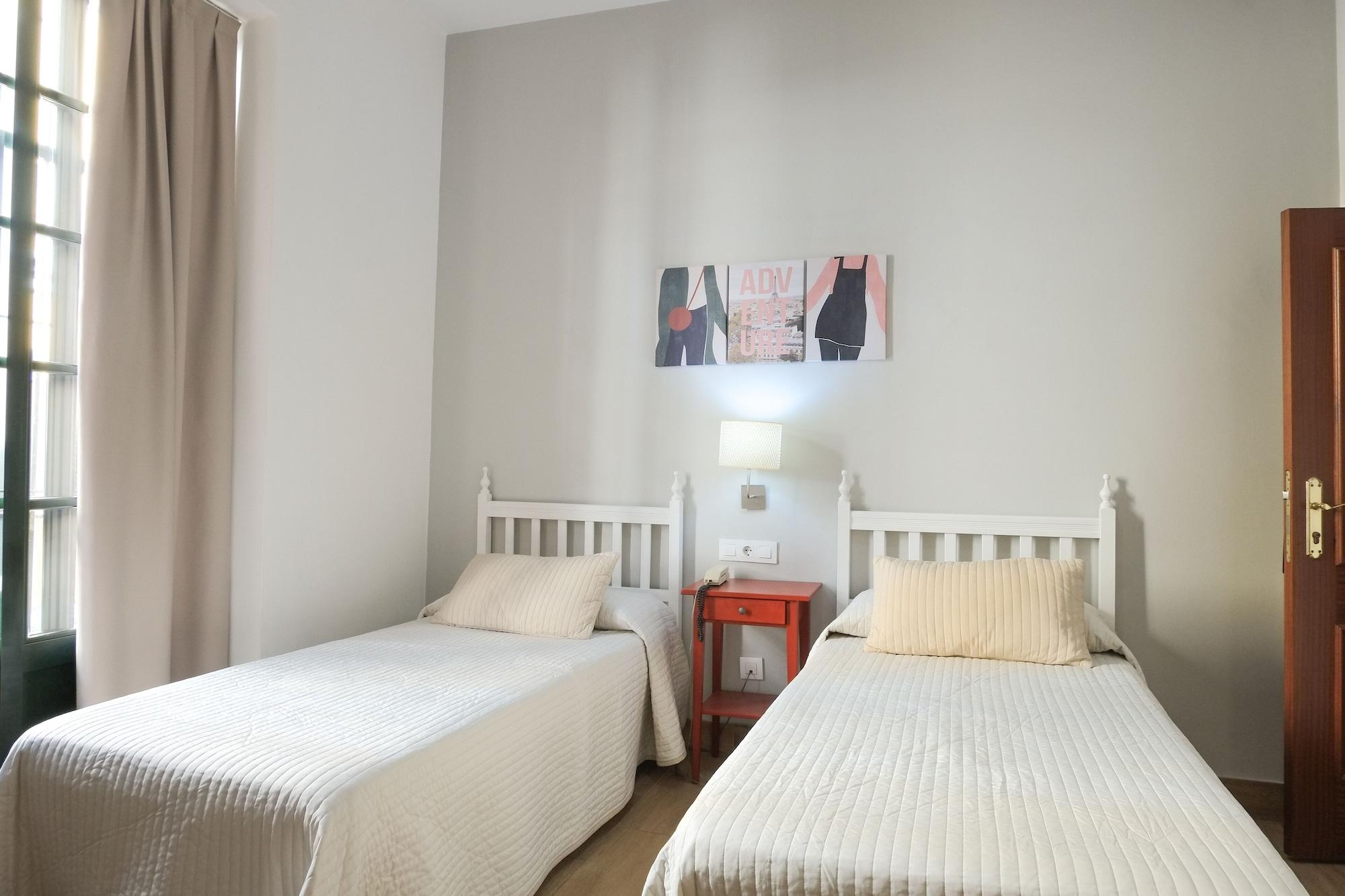 Hotel Londres Seville Luaran gambar