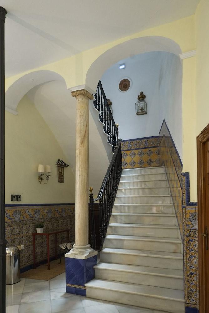 Hotel Londres Seville Luaran gambar