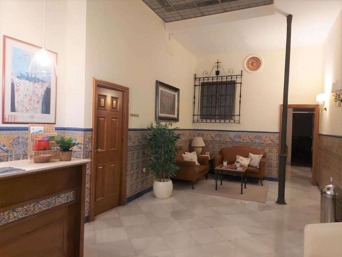 Hotel Londres Seville Luaran gambar