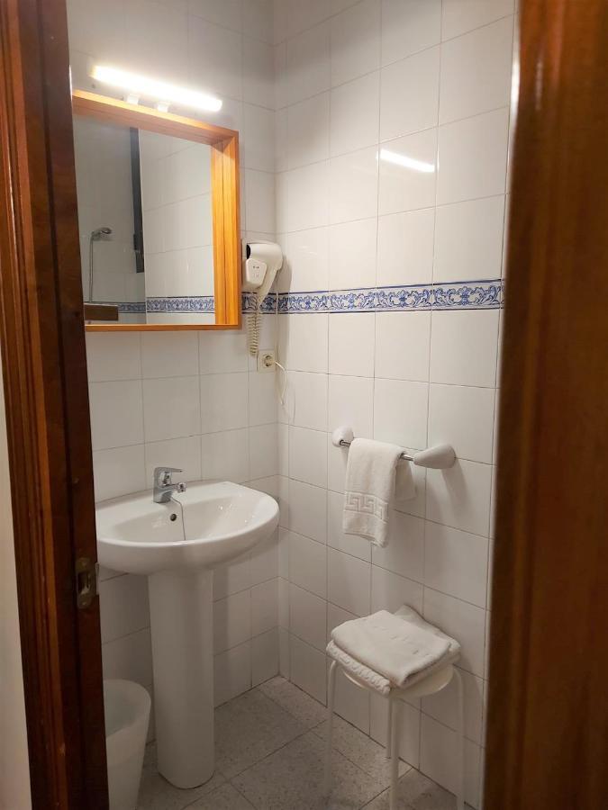 Hotel Londres Seville Luaran gambar