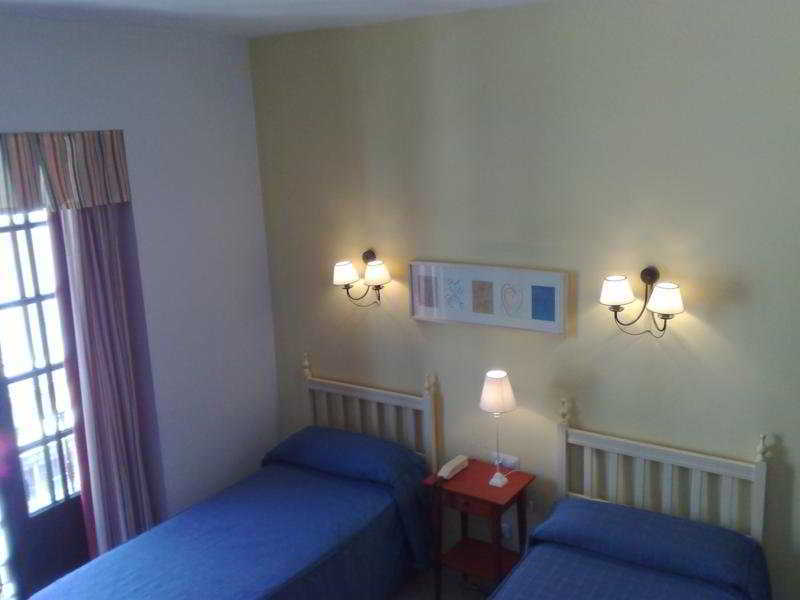 Hotel Londres Seville Bilik gambar